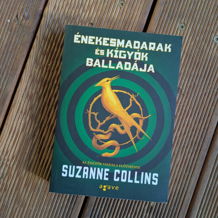 Énekesmadarak és kígyók balladája könyvborító